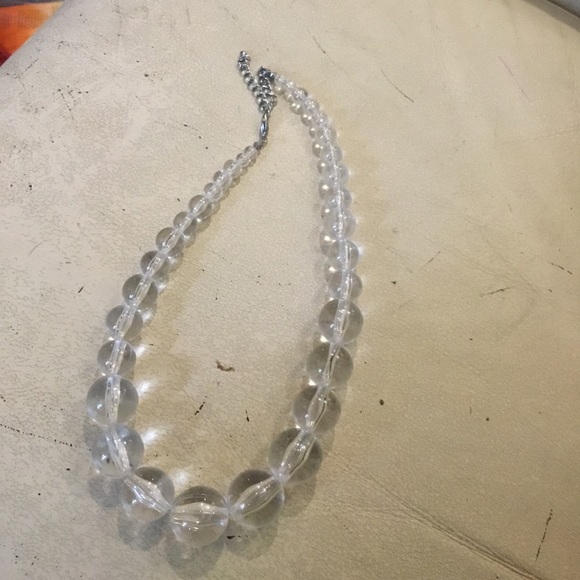 Vintage Clear Lucite Graduated Bead Necklace - Picture 2 of 7